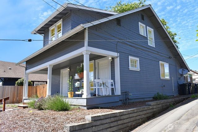 408 9th Avenue SE, Olympia, WA 98501