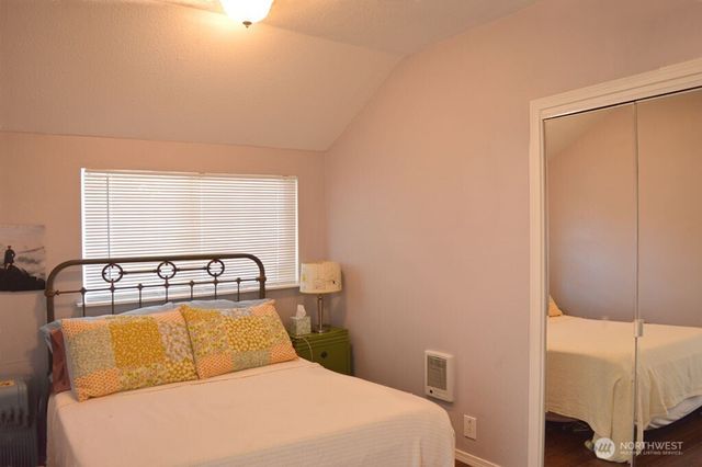 408 9th Avenue SE, Olympia, WA 98501