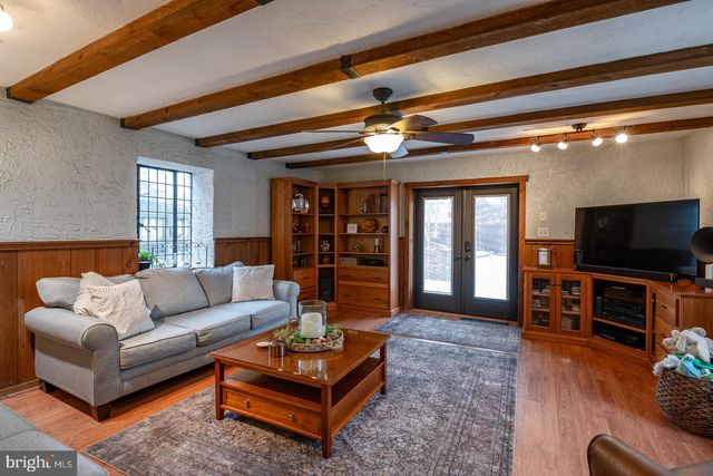 606 BRIGHTON AVE, Reading, PA 19606