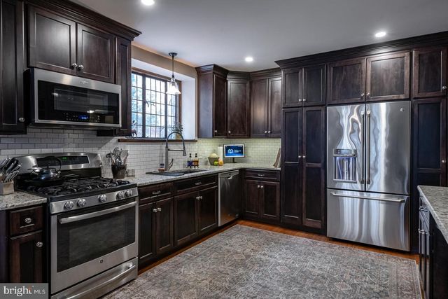 606 BRIGHTON AVE, Reading, PA 19606