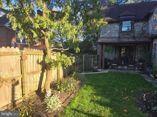 606 BRIGHTON AVE, Reading, PA 19606