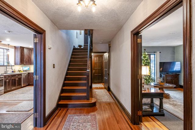 606 BRIGHTON AVE, Reading, PA 19606