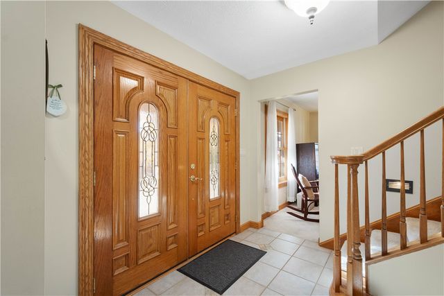 315 Thorn St, Sewickley, PA 15143