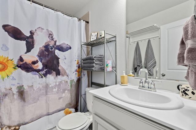 105 Balsam ST, Hutto, TX 78634