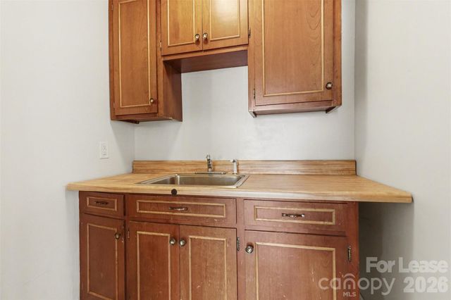 1323 Queens Road 227, Charlotte, NC 28207