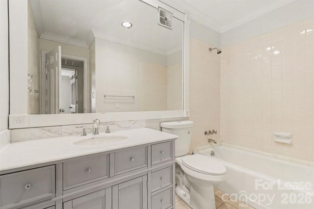 1323 Queens Road 227, Charlotte, NC 28207