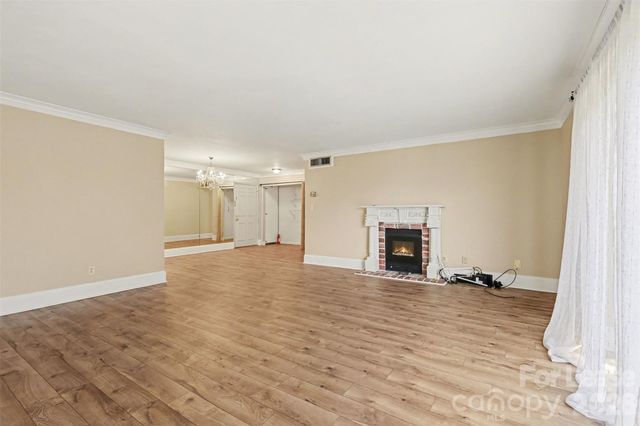 1323 Queens Road 227, Charlotte, NC 28207