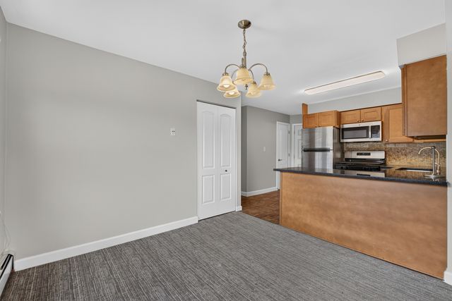 9220 S Kilbourn Avenue 3S, Oak Lawn, IL 60453
