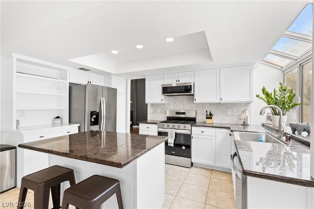 8337 Tide Pool Drive, Las Vegas, NV 89128