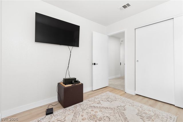 8337 Tide Pool Drive, Las Vegas, NV 89128