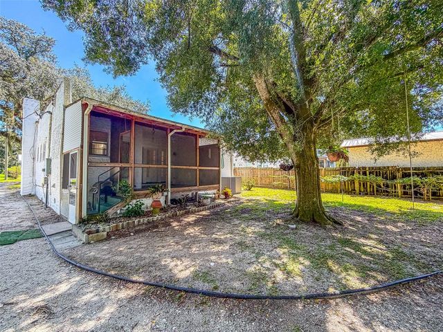 528 S 8TH STREET, Lake Wales, FL 33853