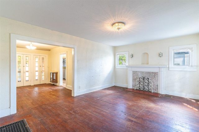 528 S 8TH STREET, Lake Wales, FL 33853