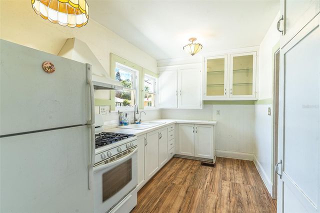 528 S 8TH STREET, Lake Wales, FL 33853