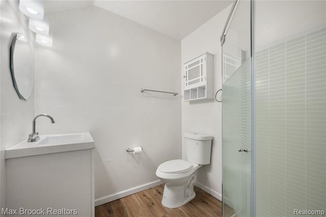 18674 San Juan Drive, Detroit, MI 48221