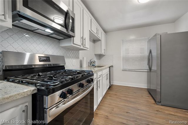 18674 San Juan Drive, Detroit, MI 48221