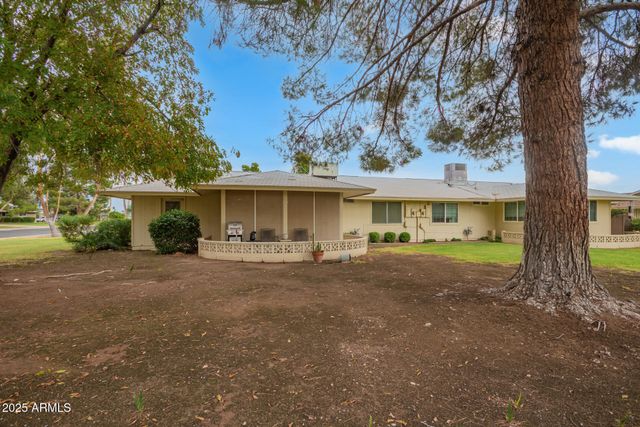 13636 N Redwood Drive, Sun City, AZ 85351