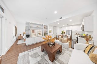 709 E Walnut Street 222, Pasadena, CA 91101