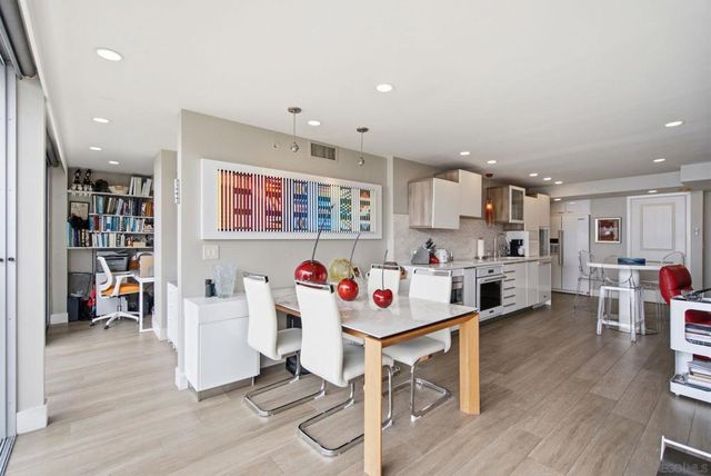 1750 Avenida Del Mundo 1008, Coronado, CA 92118