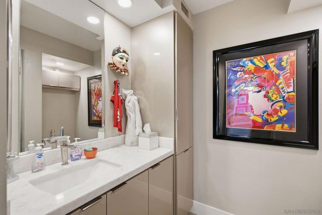 1750 Avenida Del Mundo 1008, Coronado, CA 92118