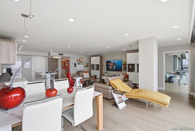 1750 Avenida Del Mundo 1008, Coronado, CA 92118