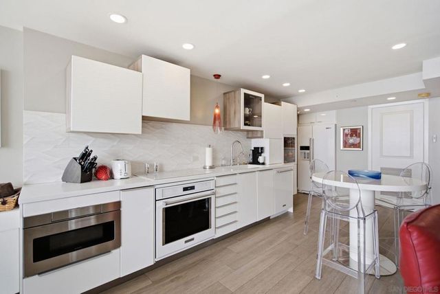 1750 Avenida Del Mundo 1008, Coronado, CA 92118