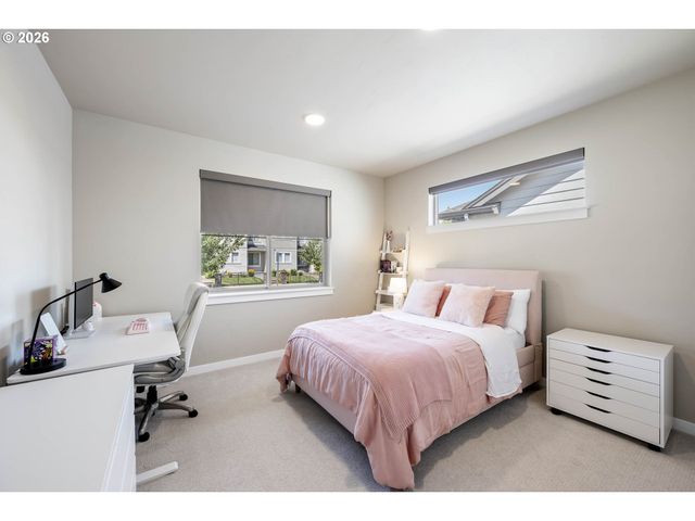 5474 Se 80TH Ave, Hillsboro, OR 97129