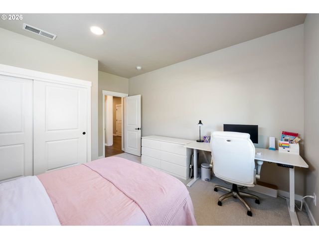 5474 Se 80TH Ave, Hillsboro, OR 97129
