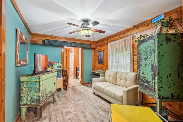 3712 Yatesville Wissler Road NE, Bloomingburg, OH 43106