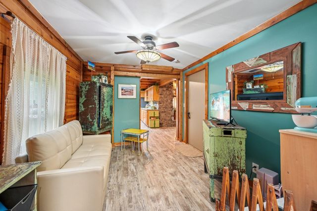 3712 Yatesville Wissler Road NE, Bloomingburg, OH 43106