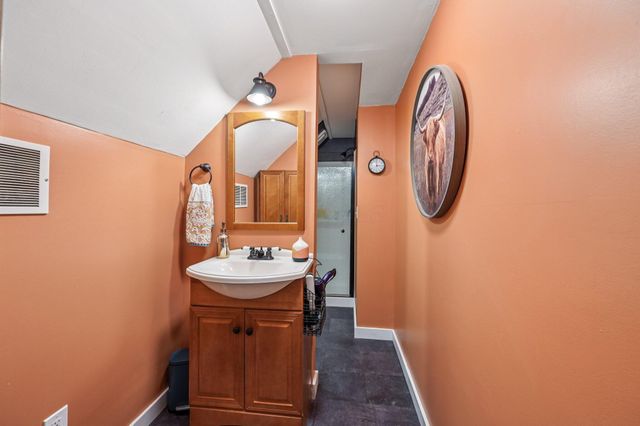 3712 Yatesville Wissler Road NE, Bloomingburg, OH 43106