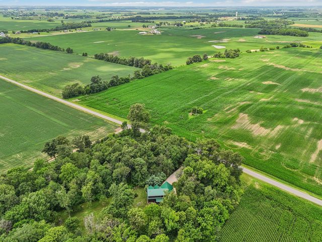 3712 Yatesville Wissler Road NE, Bloomingburg, OH 43106