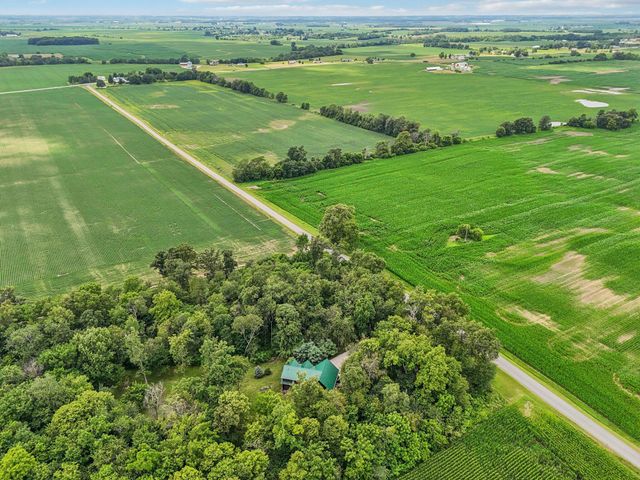 3712 Yatesville Wissler Road NE, Bloomingburg, OH 43106