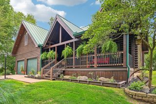 3712 Yatesville Wissler Road NE, Bloomingburg, OH 43106