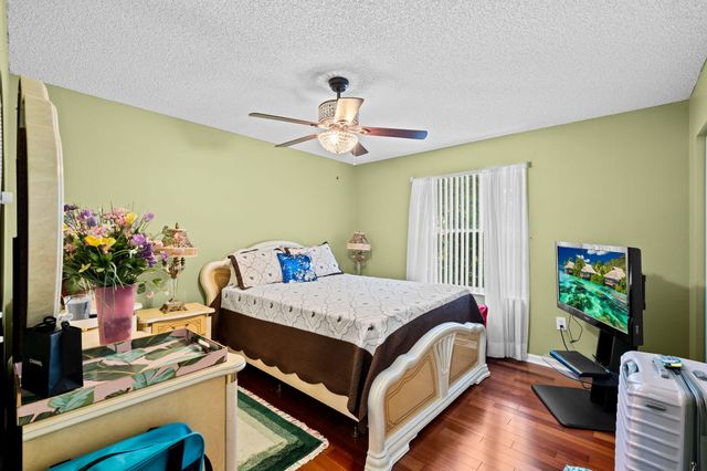 5304 NW 66th Avenue, Lauderhill, FL 33319