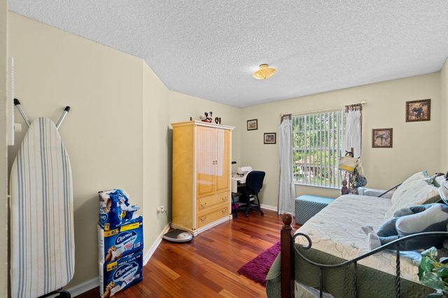 5304 NW 66th Avenue, Lauderhill, FL 33319