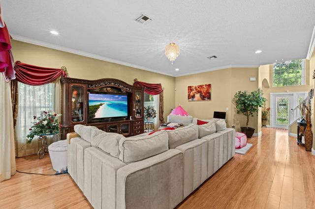 5304 NW 66th Avenue, Lauderhill, FL 33319