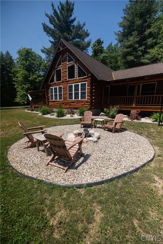 37 Hilltop Lane, Volney, NY 13069