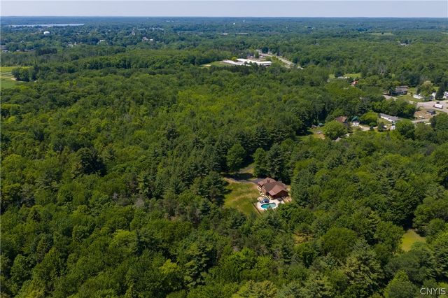 37 Hilltop Lane, Volney, NY 13069