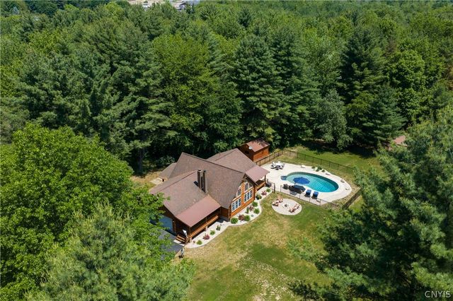 37 Hilltop Lane, Volney, NY 13069