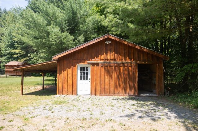 37 Hilltop Lane, Volney, NY 13069