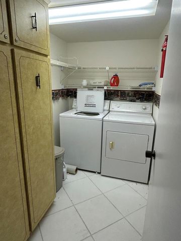5390 NW Woodland Lakes Drive 4020, Palm Beach Gardens, FL 33418
