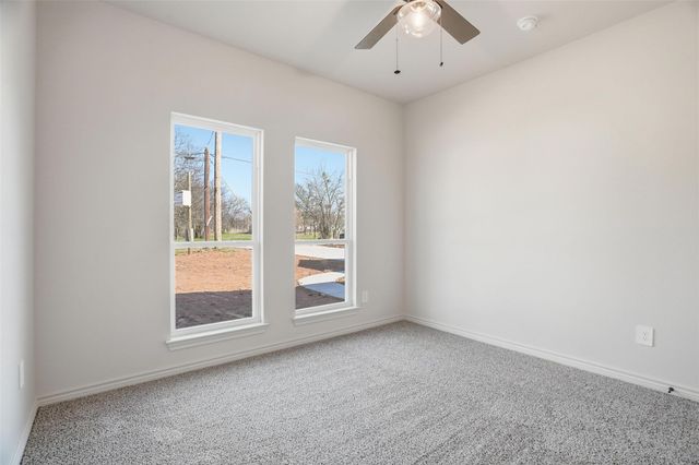 103 N Peverly Street, Whitney, TX 76692