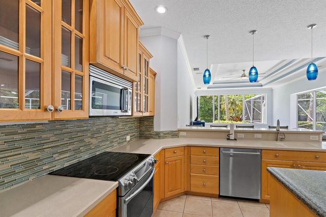 19189 Tamara Lane, Jupiter, FL 33458