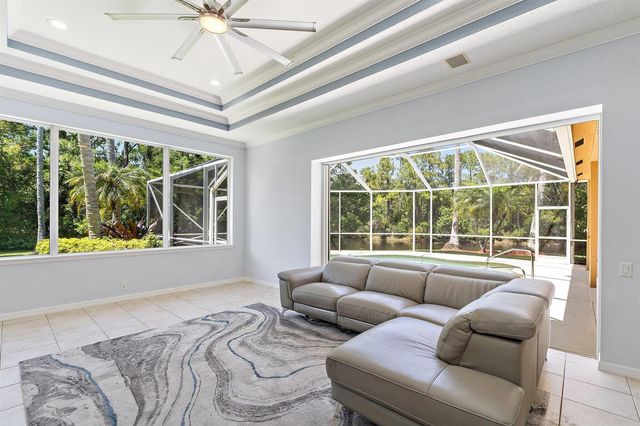 19189 Tamara Lane, Jupiter, FL 33458