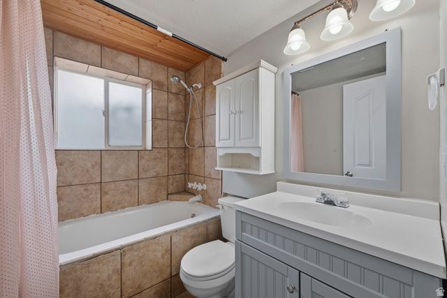 5917 S BRASS DR, Salt Lake City, UT 84118