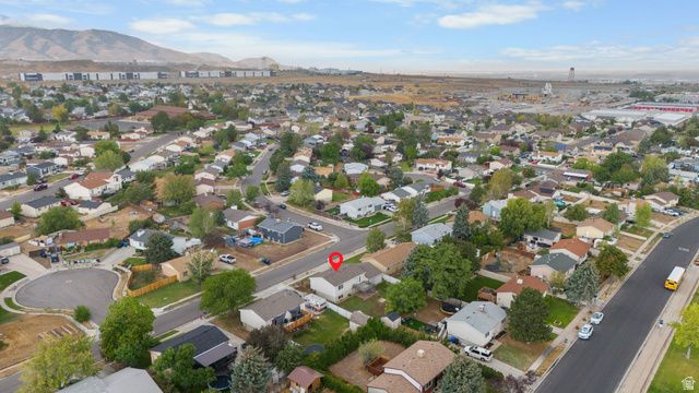 5917 S BRASS DR, Salt Lake City, UT 84118