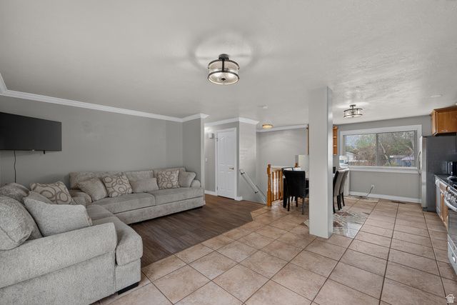 5917 S BRASS DR, Salt Lake City, UT 84118