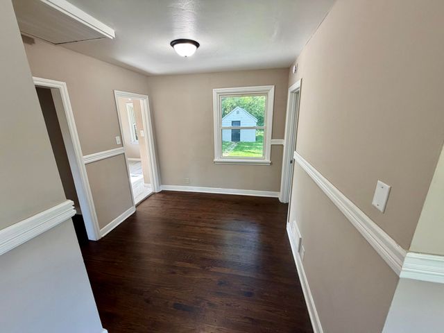 1855 W 57th Avenue, Merrillville, IN 46410