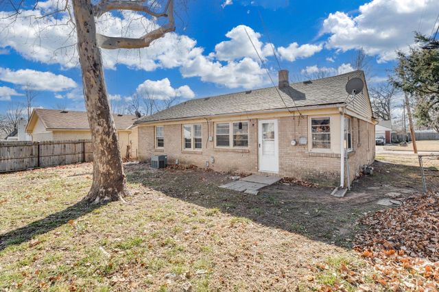5514 Gramar St, Wichita, KS 67218