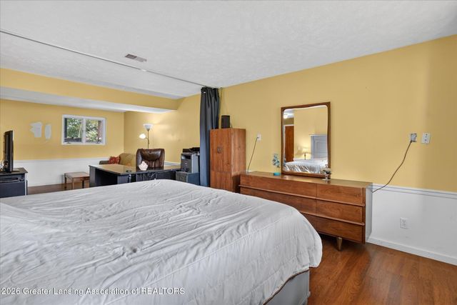 1909 Maple Shade Drive, Williamston, MI 48895